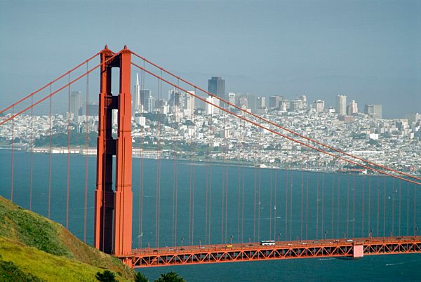 Golden Gate Bridge, San Francisco, Cali..........