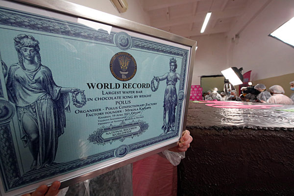 World's largest wafer bar made in Kharkiv
