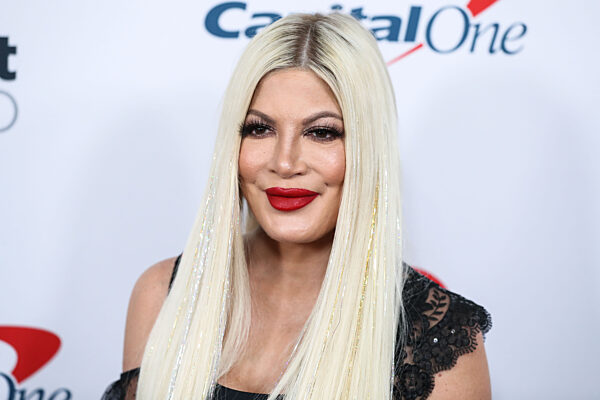 iHeartRadio 102.7 KIIS FM's Jingle Ball 2021