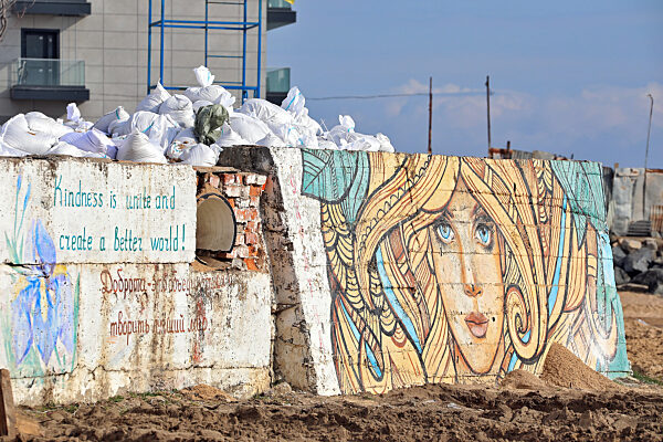 Odesa braces for defence