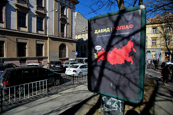 Wartime posters in Lviv
