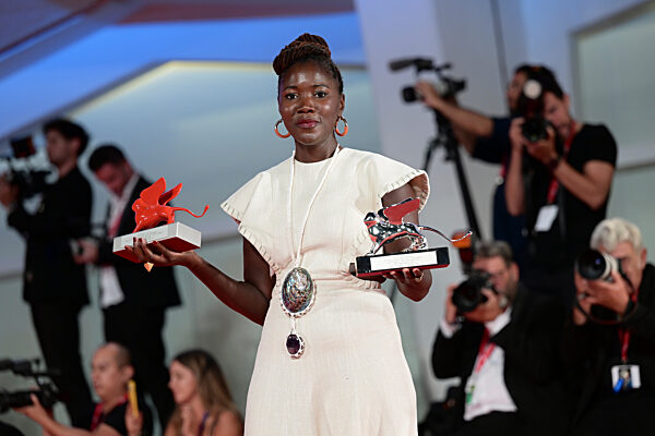 Award Winners Photocall at the 79th Venice International Film Festival on September 10, 2022 in Venice, Italy.