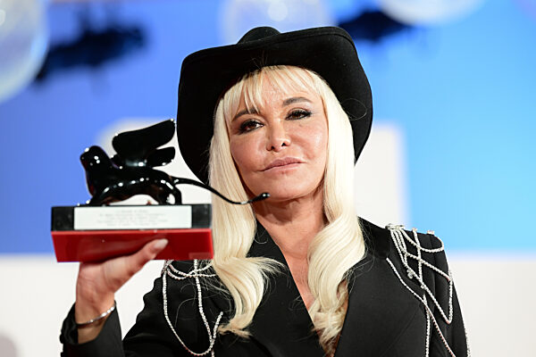 Award Winners Photocall at the 79th Venice International Film Festival on September 10, 2022 in Venice, Italy.
