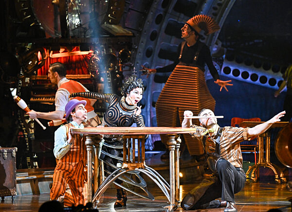 Cirque Du Soleil - KURIOS: CABINET OF CURIOSITIES