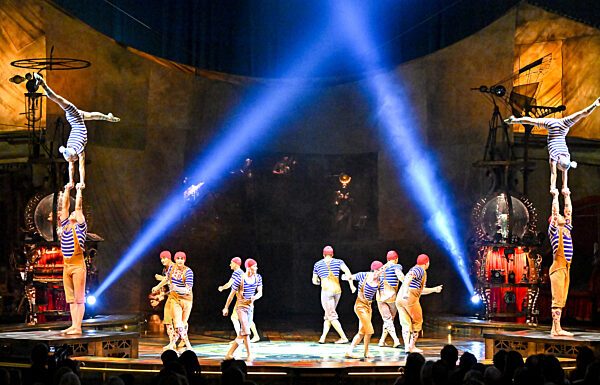 Cirque Du Soleil - KURIOS: CABINET OF CURIOSITIES