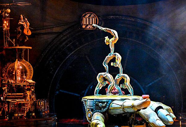 Cirque Du Soleil - KURIOS: CABINET OF CURIOSITIES