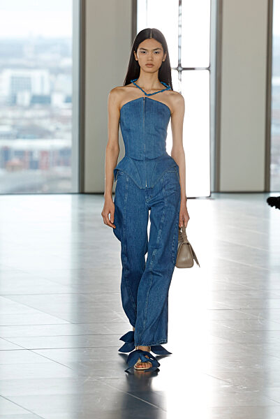 YUZEFI   Ready to wear Fall winter 2023/24 LONDON  february 2023