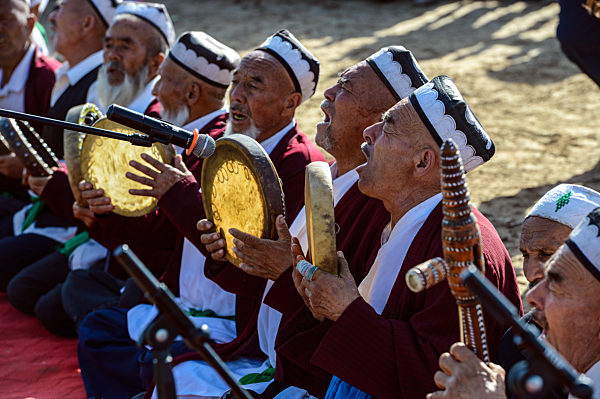 CHINA-XINJIANG-MAKIT-UYGUR FOLK MUSIC-DOLAN (CN)