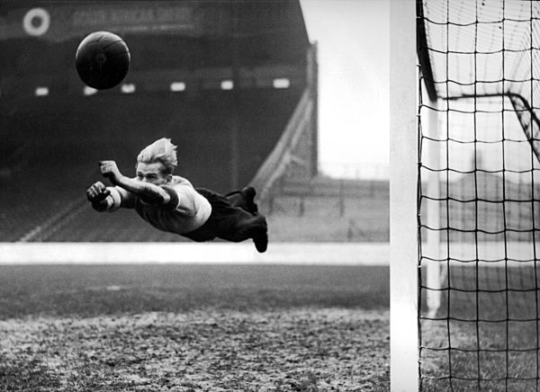 Bert Trautmann, Manchester City goalkeep