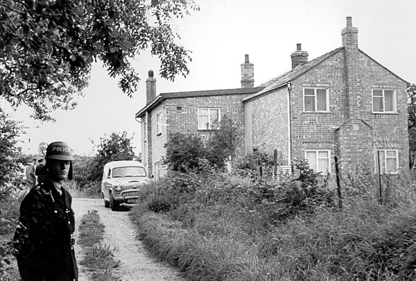 Mail Robbers Hide-Out Found 14th August