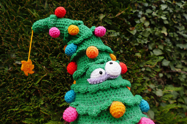 Drunk Christmas Tree Post Box Topper