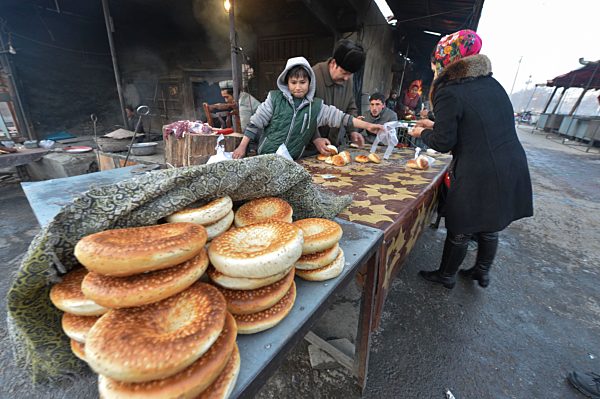 Erdbeben in Xinjiang, Handel in der Altstadt von Yutian