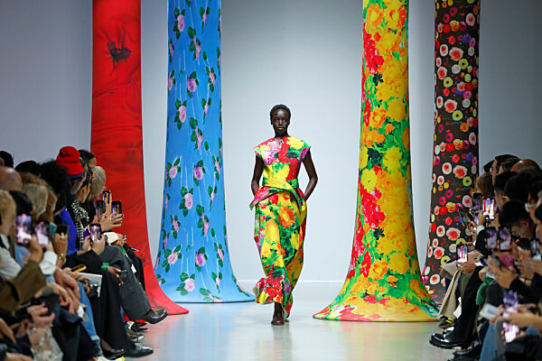 Zomer Ready to wear spring summer 2025
Paris september 2024