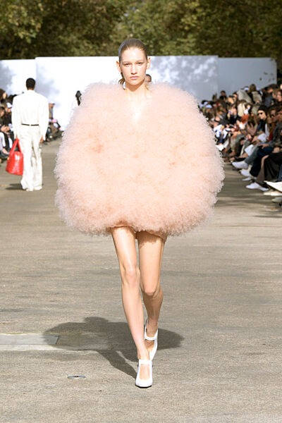 Stella McCartney Ready To Wear Spring Summer 2025 Paris Fashion Week, 30 September 2024