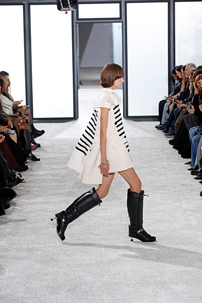 Sacai  Ready to wear spring summer 2025
Paris september 2024 _