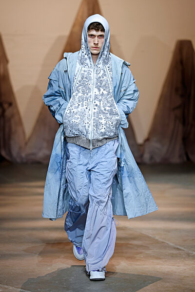 CHARLIE CONSTANTINOU  London Ready to wear fall winter  2025:26  LONDON February 2025