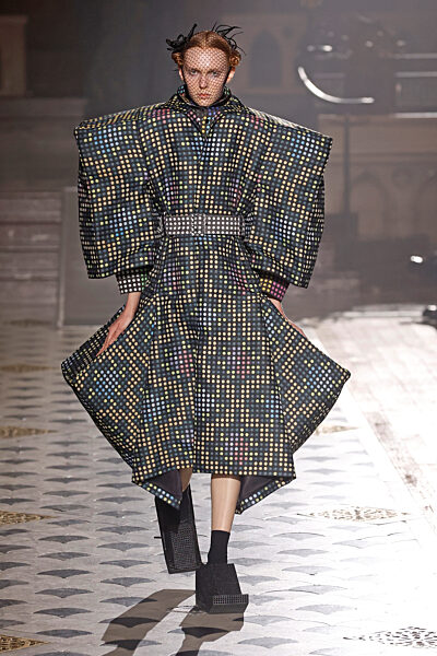 Anrealage Ready to wear fall winter 2025/26 
Paris March 2025