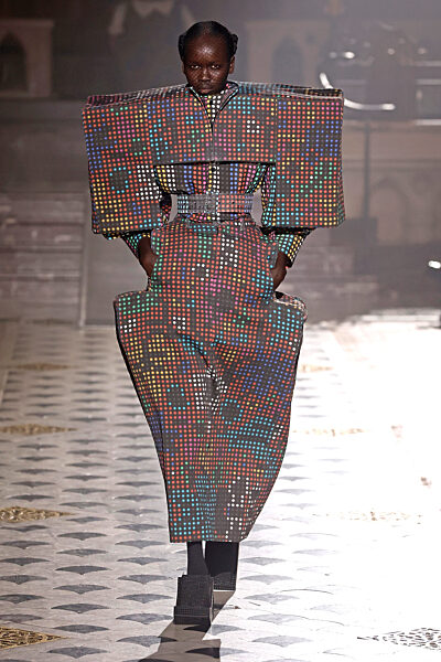 Anrealage Ready to wear fall winter 2025/26 
Paris March 2025