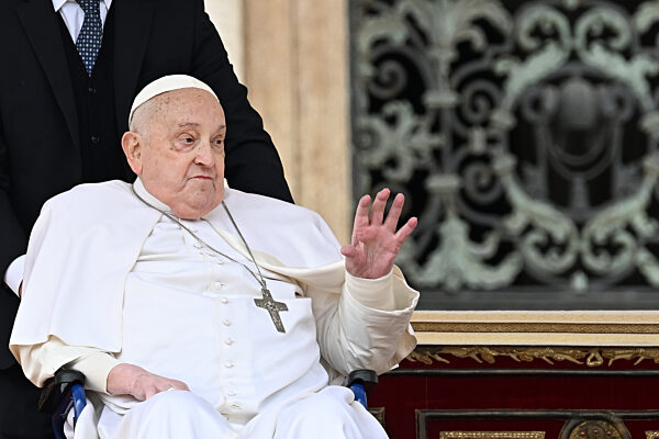 Palm Sunday service in St. Peter's Square, Vatican City, Vatican City State Holy See - 13 Apr 2025