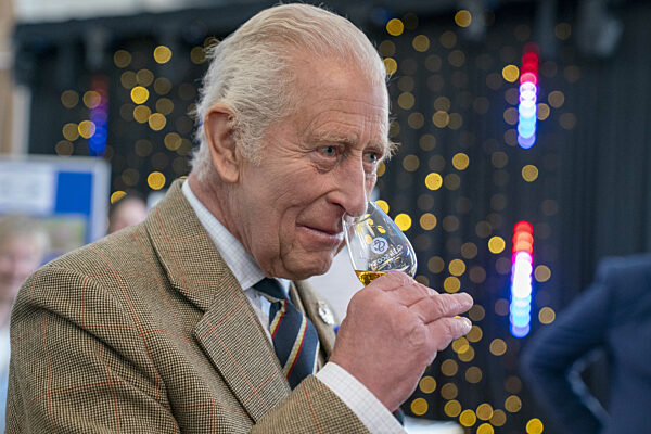 King visits Scotland for Holyrood Week