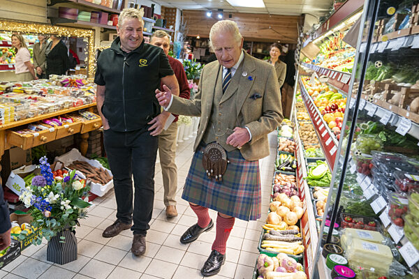 King visits Scotland for Holyrood Week