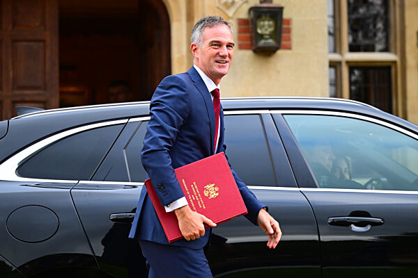 US President Donald Trump state visit to the UK, Arrival, Day 3, Chequers - 18 Sep 2025