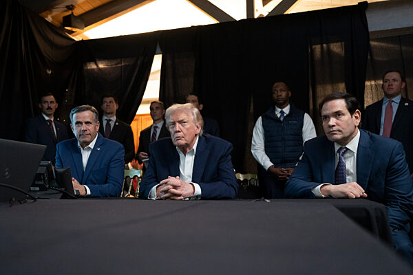 US operation to arrest Nicolas Maduro