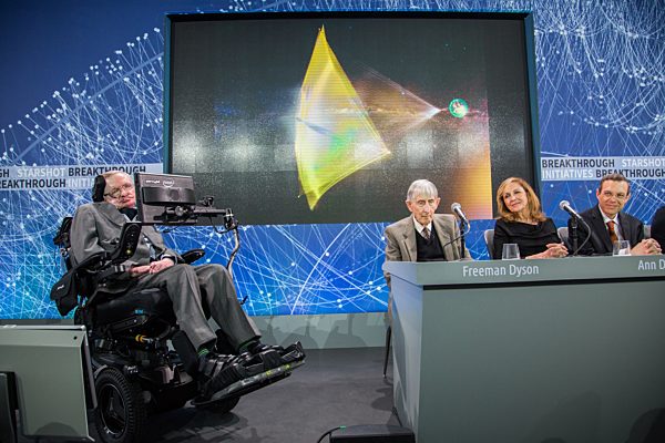 U.S.-NEW YORK- STEPHEN HAWKING-STARSHOT PROJECT
