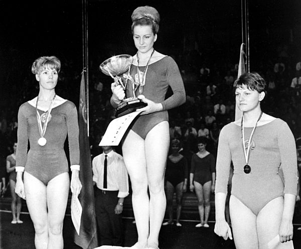 Vera Caslavska has died