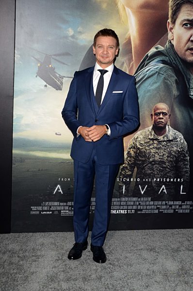 Jeremy Renner  at the "Arrival" Los Ange....