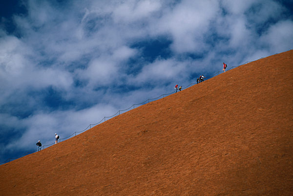 Uluru climb banned from October 2019 after historic vote