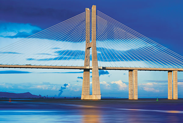 Vasco da Gama Brücke über den Te