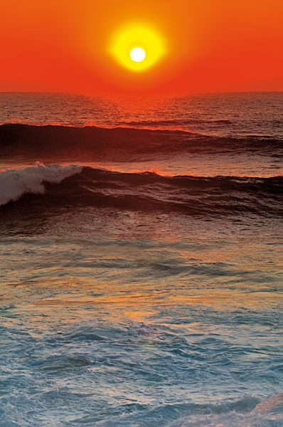 Portugal, Alentejo: Sonnenuntergang an der Küste von Porto Covo