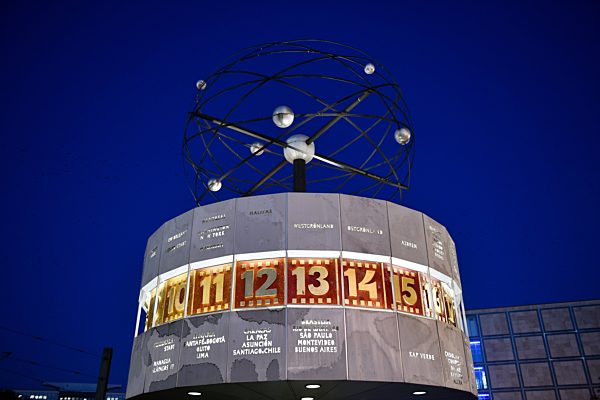 Weltzeituhr in Berlin