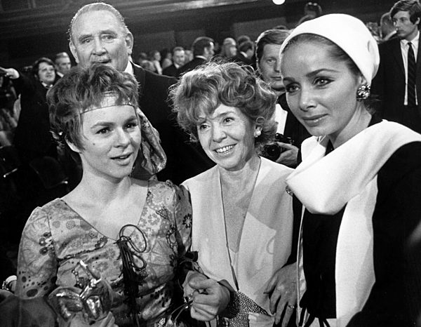 Inge Meysel feiert ihren 90. Geburtstag