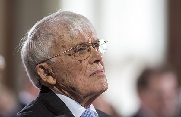 Schriftsteller Reiner Kunze erhält den Franz-Josef-Strauß-Preis