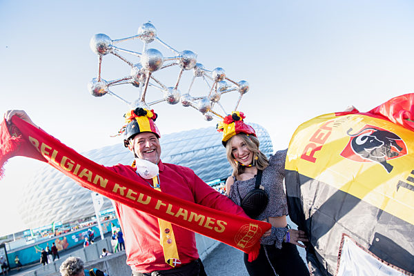 Fußball EM - Vor dem Spiel Belgien - Italien - Fans