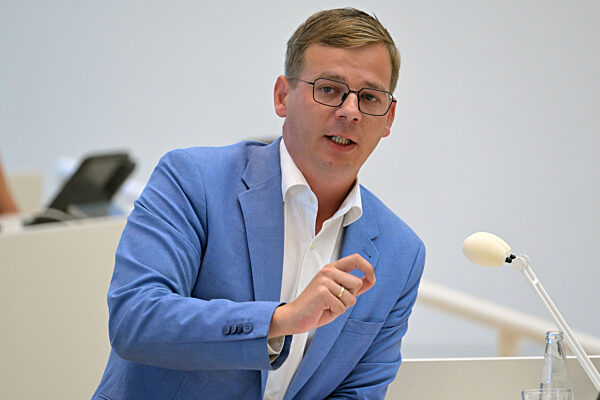 Landtag debattiert über Folgen des Anschlags von Solingen