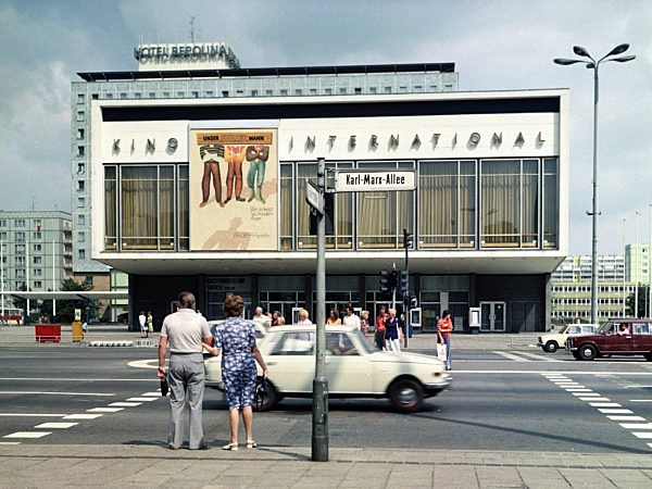 DDR -  Berlin - Kino International