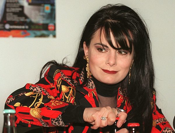 Marianne Rosenberg singt für Benefizgala"...ganz in weiß"