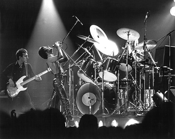 "Queen" starts tour across Germany in Hamburg