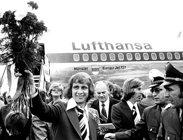 Fußball-WM '74: Frankfurter Spieler gefeiert