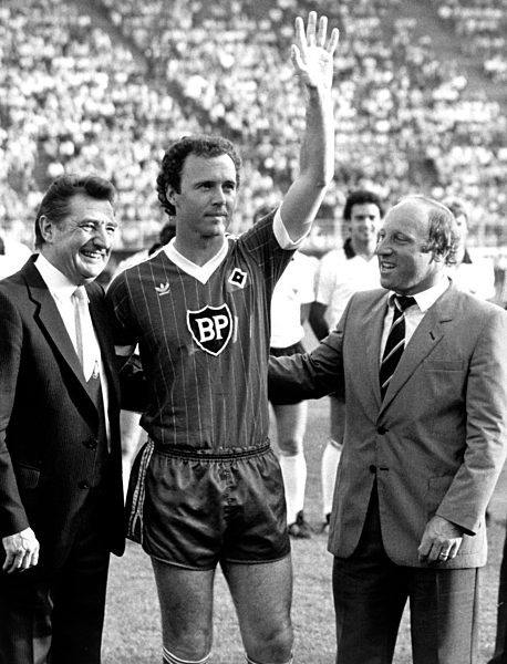 Fußball: Die drei deutschen Ehrenspielführer