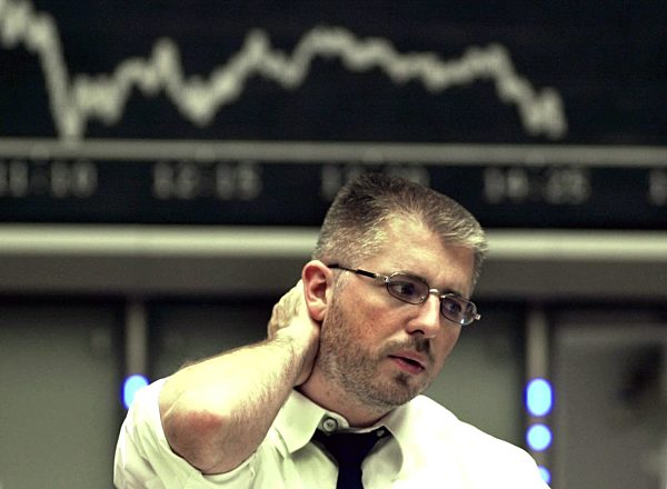 DAX fällt an der Frankfurter Börse unter die 5000er Marke