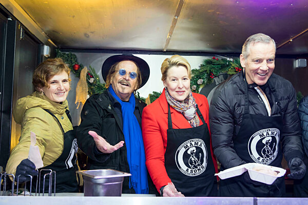 Weihnachten mit Frank Zander, Foodruck am Alexanderplatz, Berlin, 22.12.2022