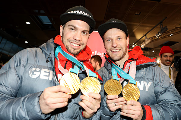 Deutsches Olympia-Team in Frankfurt gelandet