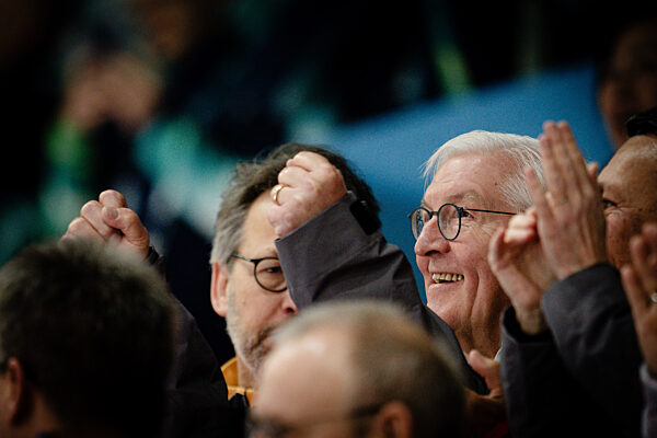 Women's Ice Hockey: Germany vs. Japan ? Preliminary Round, Group