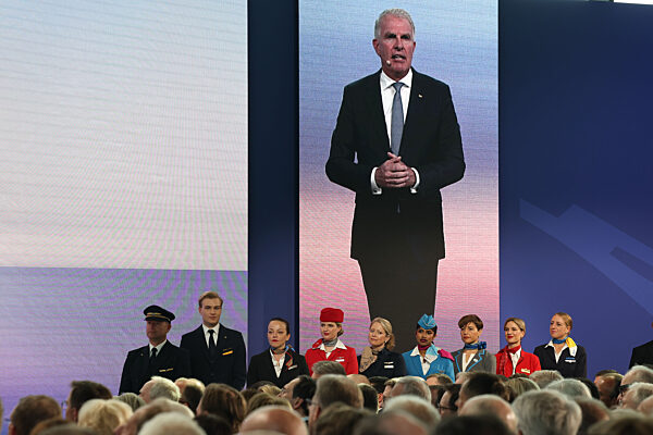 Official ceremony marking the 100th anniversary of the founding of Lufthansa
