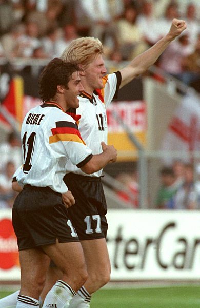 Fußball-EM Schweden 1992, Deutschland - Schottland