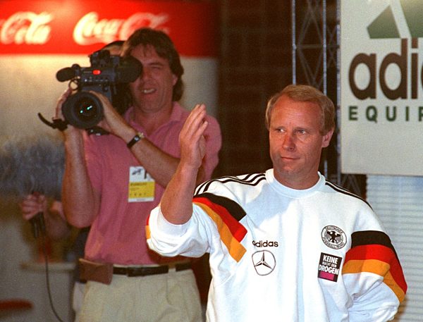 Fußball-EM 92, Vogts auf Pressekonferenz
